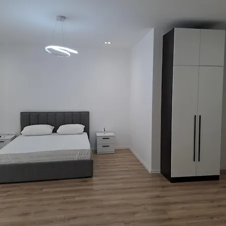 Erdis Nr 2 * Tirana